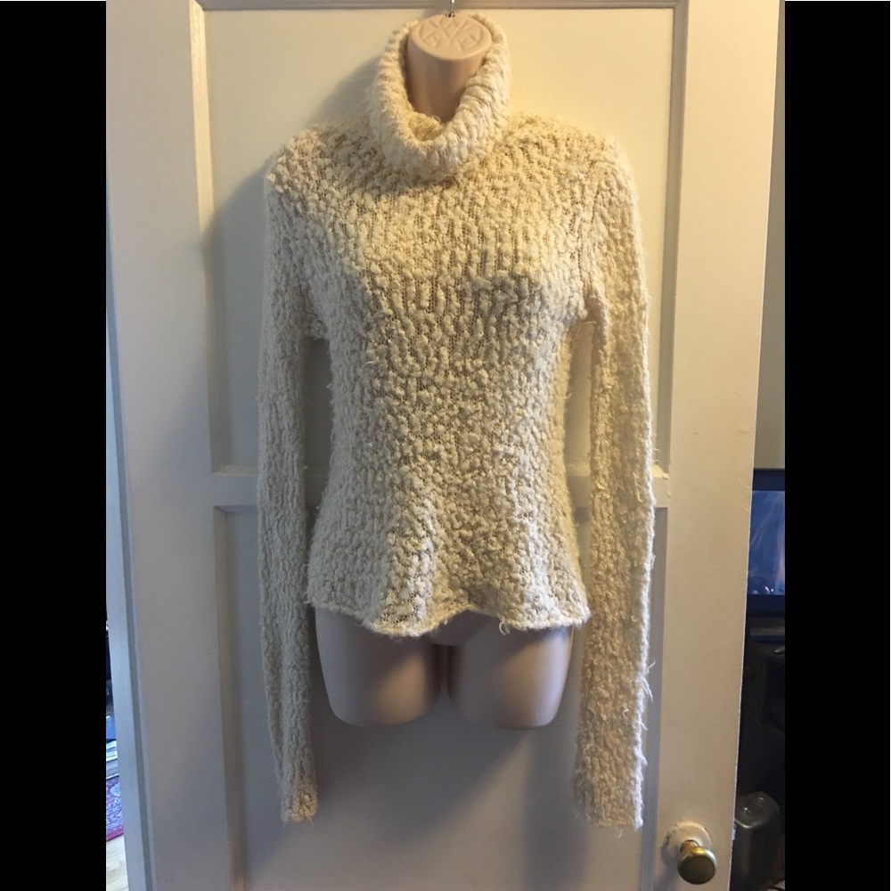 Free People Sweater. Size M.